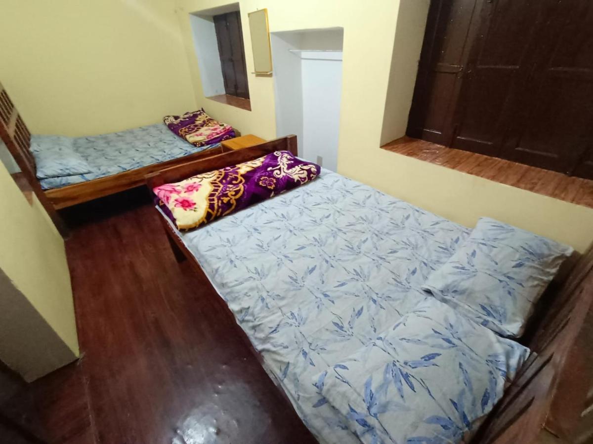 ורנאסי Sankardev Guest House D24 35 מראה חיצוני תמונה